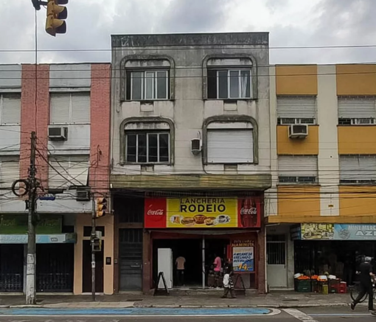 APARTAMENTO Nº 301 COM ÁREA DE 66M² NA CIDADE DE PORTO ALEGRE/RS