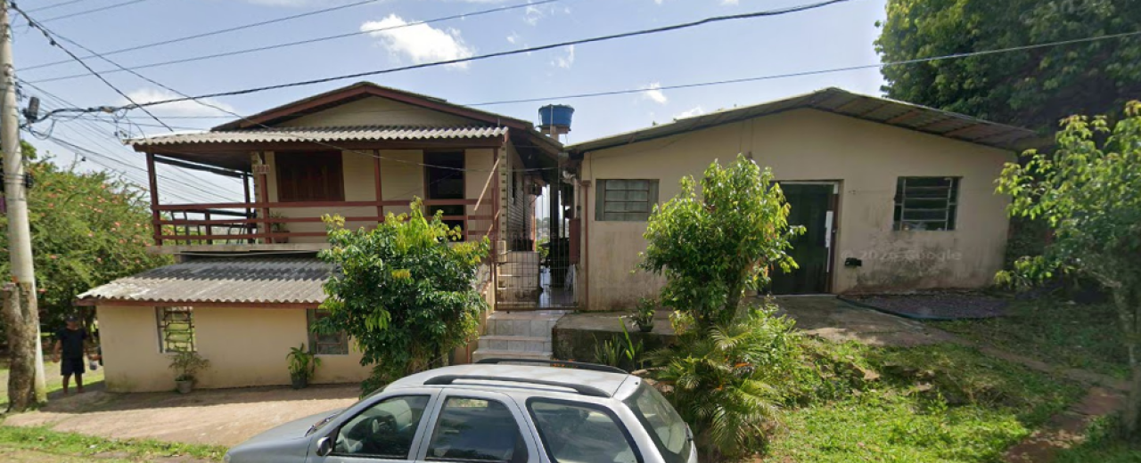 TERRENO DE ESQUINA COM 580m² COM DUAS CASA EM NOVO HAMBURGO/RS