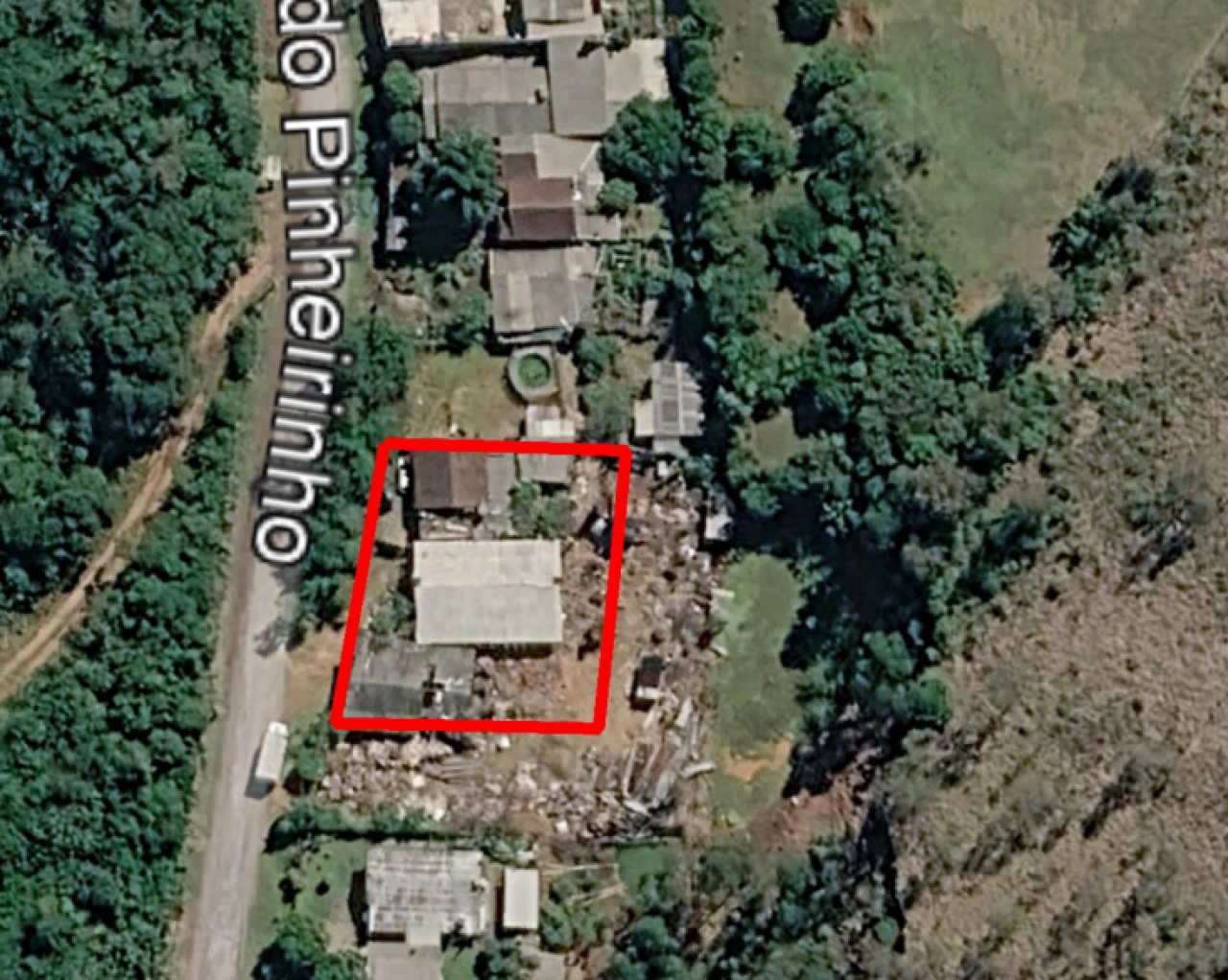 FRAÇÃO IDEAL DE 336M² NA LOCALIDADE DE PINHEIRINHO NA CIDADE DE SÃO SEBASTIÃO DO CAÍ/RS