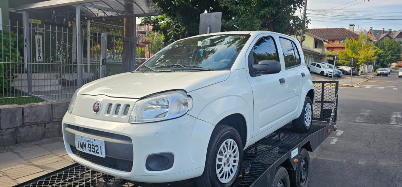 FIAT/UNO VIVACE 1.0 PLACA IWM-9921 ANO/MODELO 2014/2015 E COR BRANCO