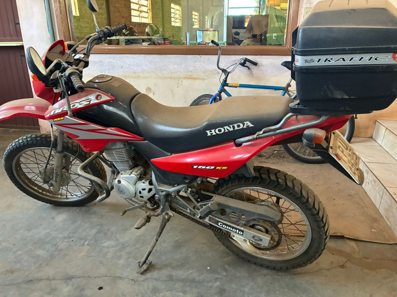 LOTE 12 - MOTOCICLETA HONDA NXR150, PLACA IPU4923